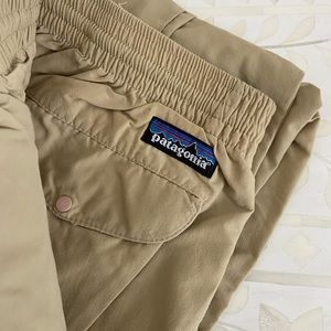 Patagonia Baggies pants sz M Khaki